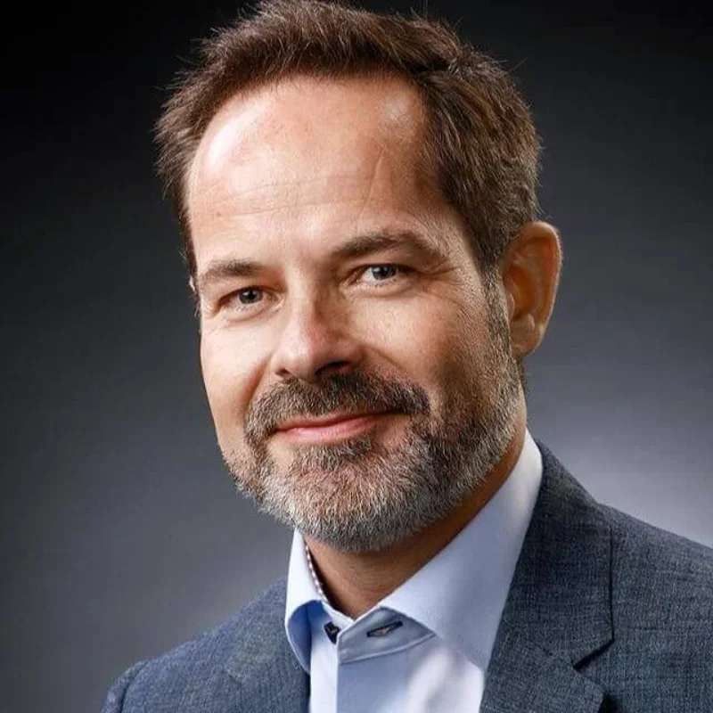 Dr Mike Bates Dr Mike Bates